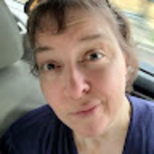 Meet your Posher, Leslie